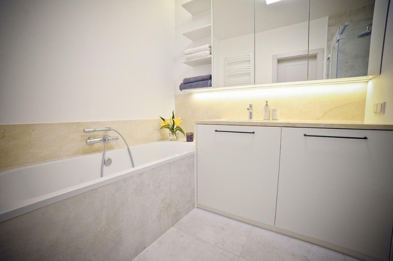 Luna Apartment Deluxe غدانسك المظهر الخارجي الصورة